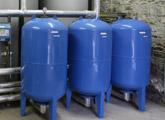 Accumulator tanks